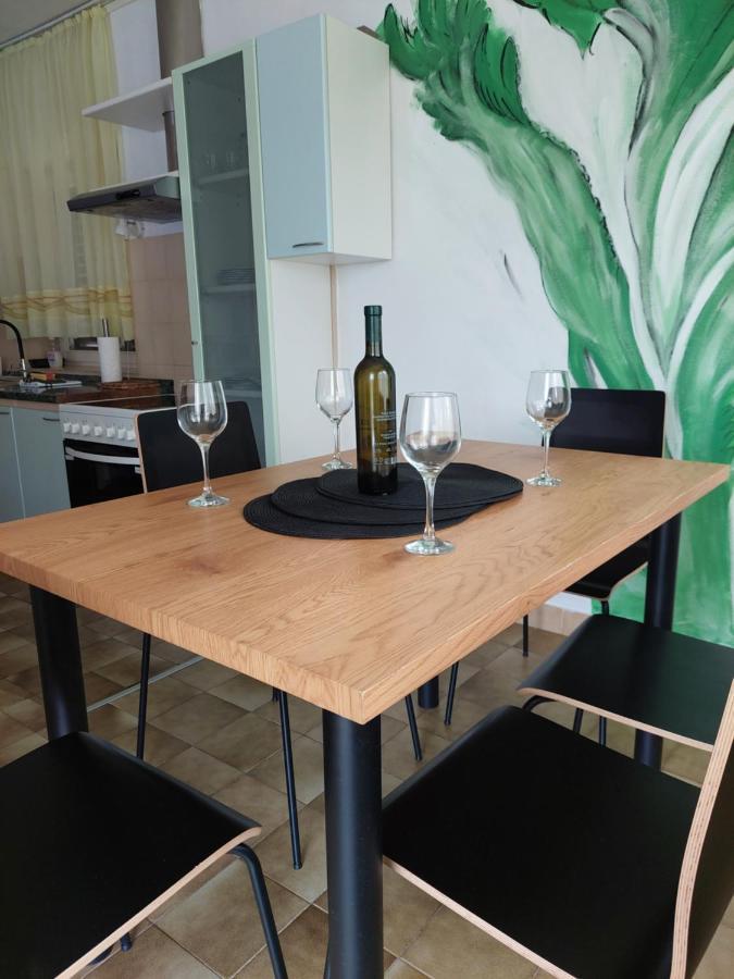 Apartman Marija II Omišalj Eksteriør bilde