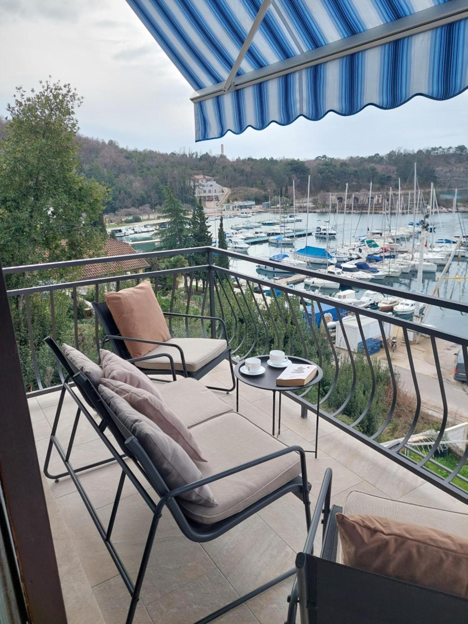 Apartman Marija II Omišalj Eksteriør bilde